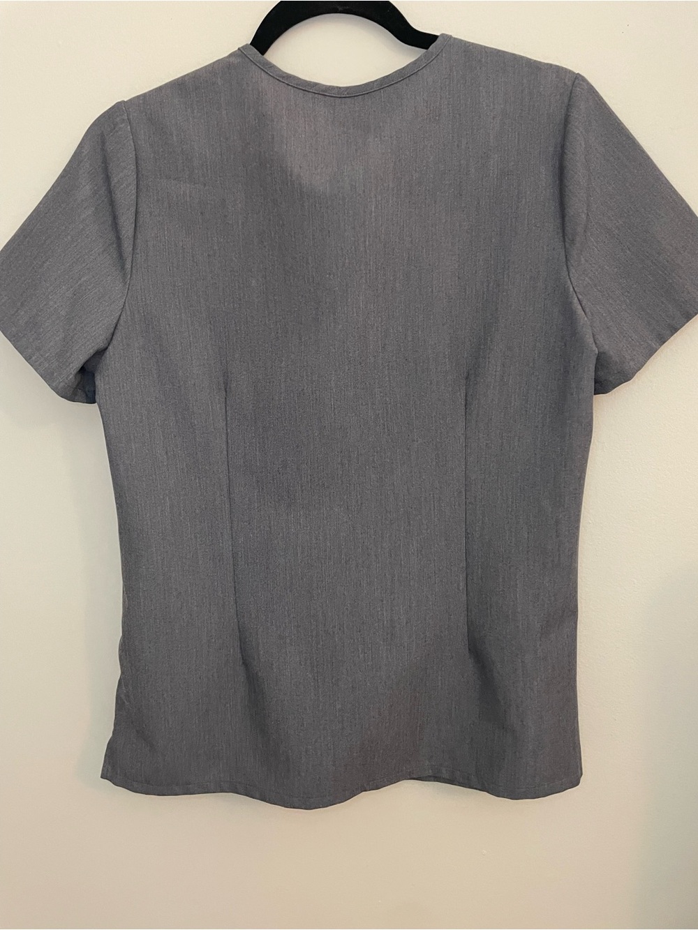 Figs Kids Gray Pajama Set with Teal Drawstrings - Picture 3 of 7